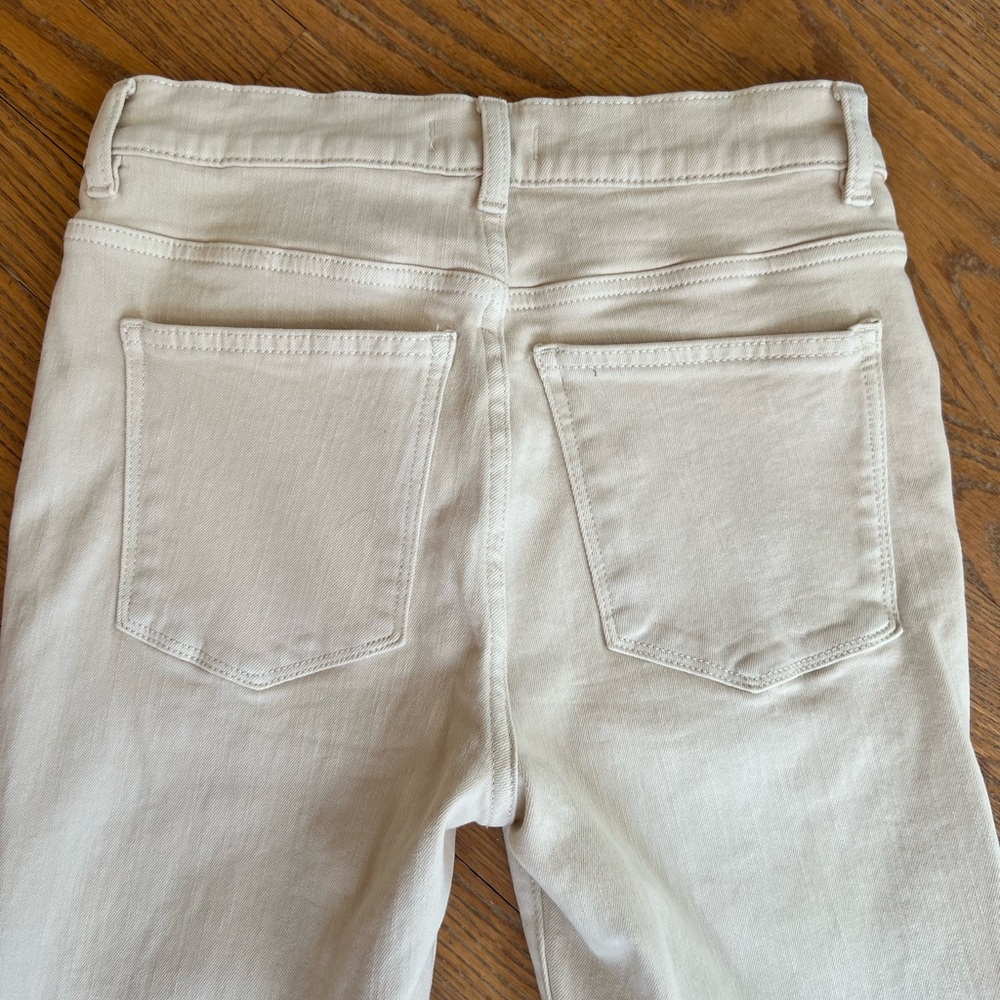 DL1961 Women's Cream Flare Jeans - Picture 5 of 8